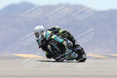 media/Apr-20-2025-CVMA (Sun) [[39090e8767]]/Race 9-Formula LW Twins Shootout/